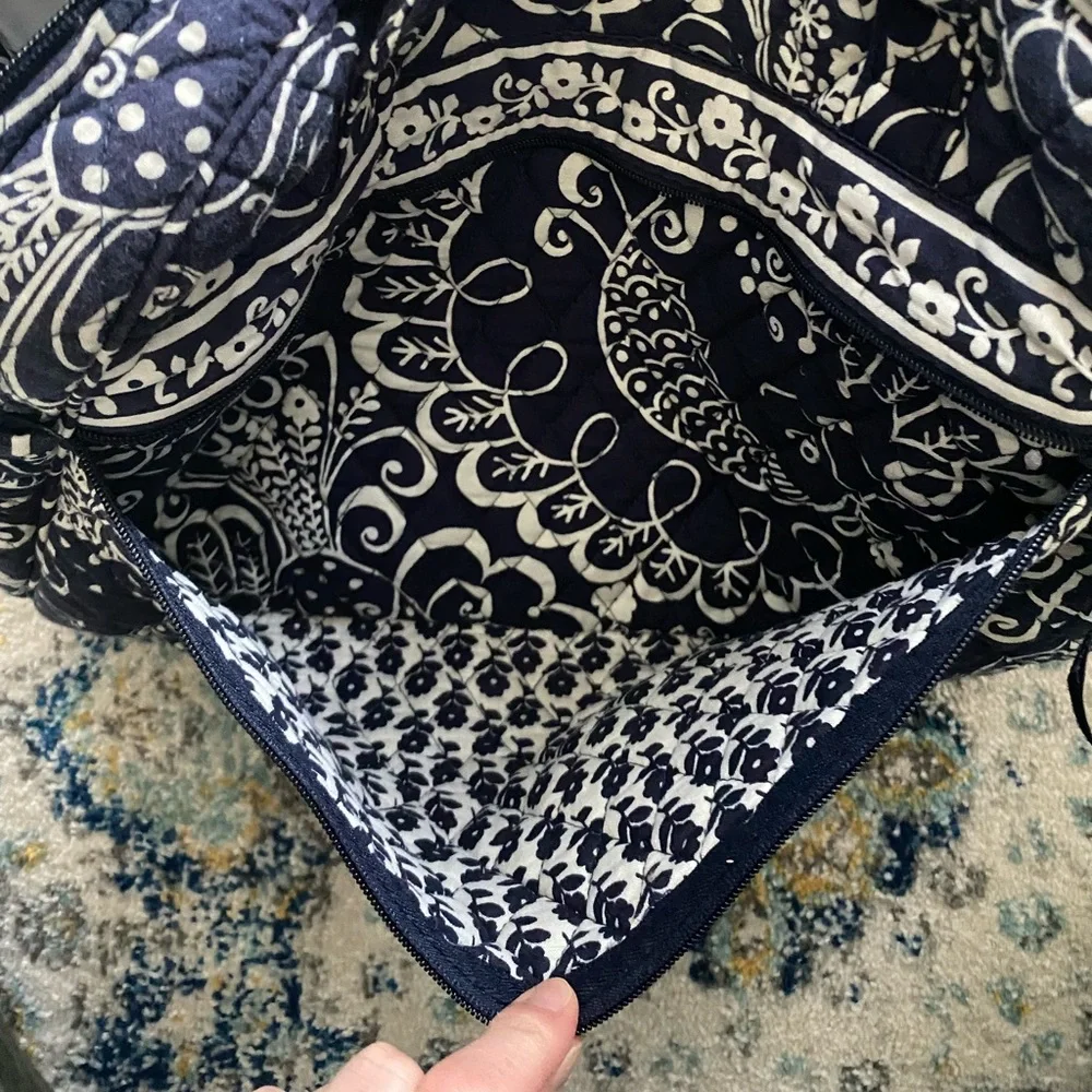 Vera Bradley Twirly Birds (Retired) Navy Cotton Diaper Bag EUC